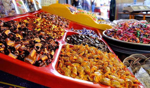 Bayram Şekerleri Tezgâhları Renklendirdi