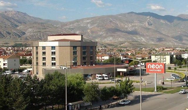 Özel Neon Hastanesi; “118 Personelimizle Hizmete Devam Ediyoruz”