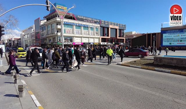 Erzincan'da Gün Boyu Hareketlilik