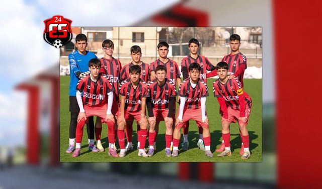 24 Erzincanspor U15 Takımı Yarı Finalde