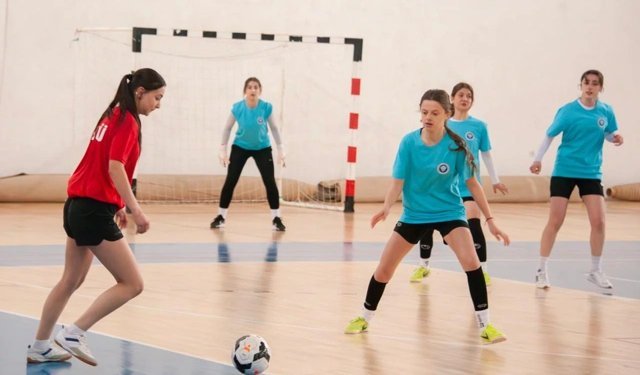 Bahar Şenlikleri Futsal Müsabakasıyla Başladı