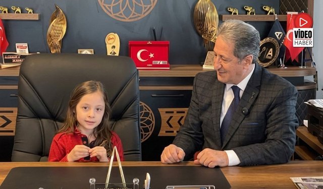 Erzincan’da 23 Nisan Coşkusu: Çocukların Neşesi Gönülleri Isıttı