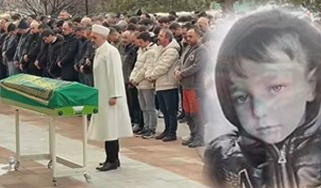 Minik Enes Gözyaşlarıyla Uğurlandı