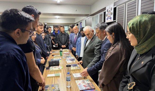 Genç Rota Kütüphanesine Ziyaret