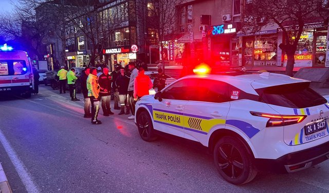 Erzincan'da Trafik Yoğunluğunda Dikkatsizlik Kazaya Sebep Oldu