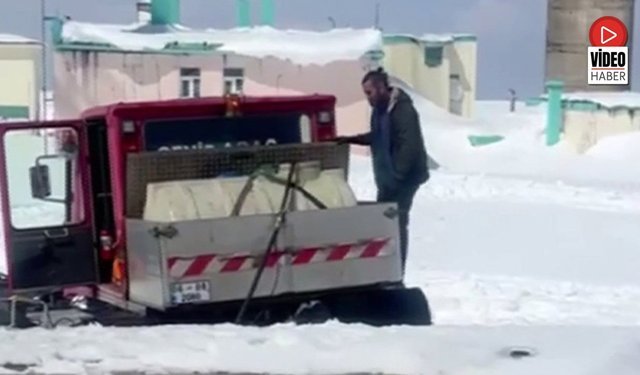 Refahiye’de Bahar Yerini Kışa Bıraktı