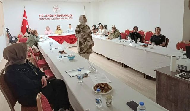 Koordinatör Ebelere Normal Doğum Eğitimi Verildi
