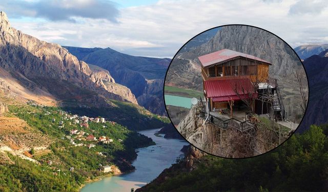 Kemaliye'de Kayalığın Tepesine Yapılan Ev Merak Uyandırıyor