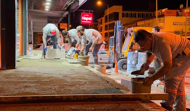 Buğday Meydanı Yolunda Kaldırım Yenileme Çalışması