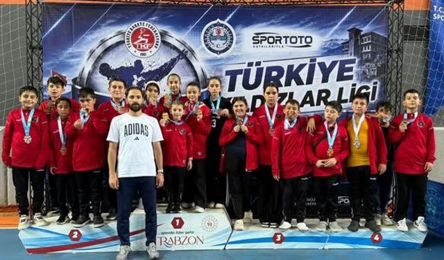 Erzincanlı Karatecilerden Madalya Şovu