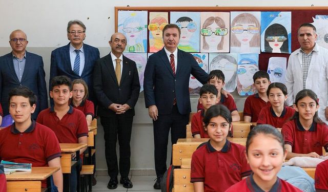 Vali Aydoğdu’dan Öğrenci Davetine Anlamlı Ziyaret