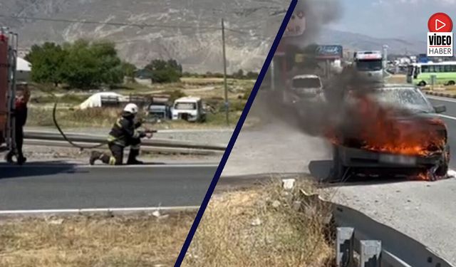 Erzincan'da Otomobil Küle Döndü