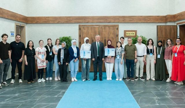 13 Ülkeden Gelen Öğrenciler EBYÜ'de Türkçe Öğreniyor