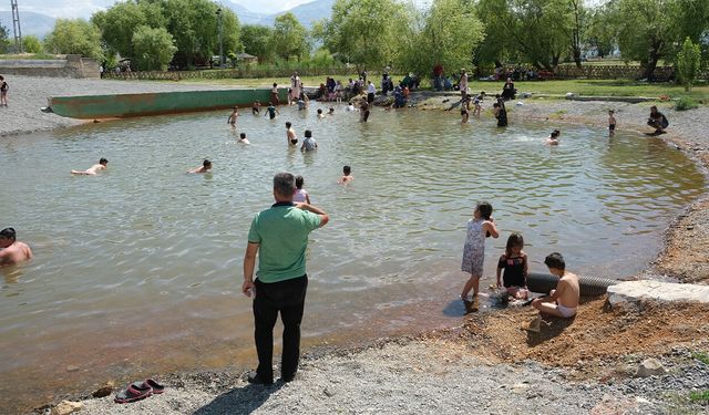 Ekşisu'da Serinlik Sezonu Yoğun Başladı