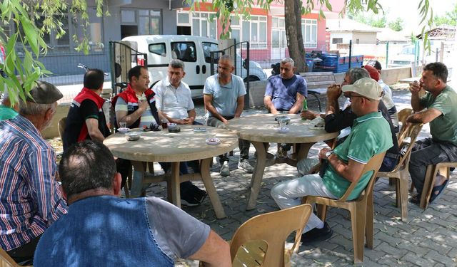 Müdür Koçaker, Uluköy'de Çiftçilerle Buluştu