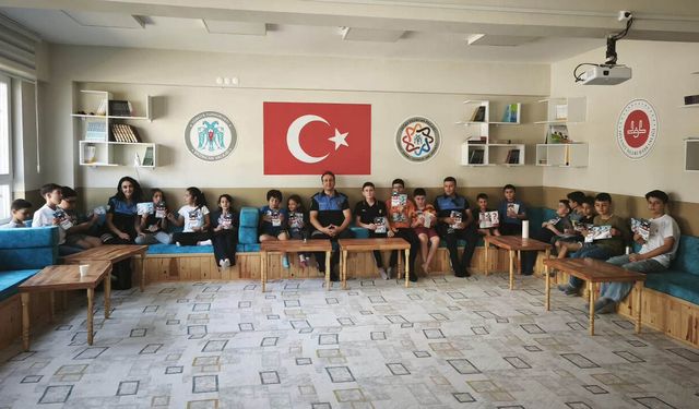Öğrencilere 112, Trafik ve Güvenli İnternet Eğitimi Verildi