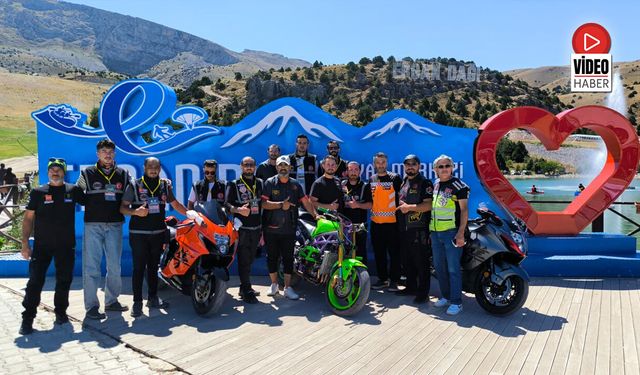 Motosiklet Tutkunları Ergan Dağı'nda Buluştu