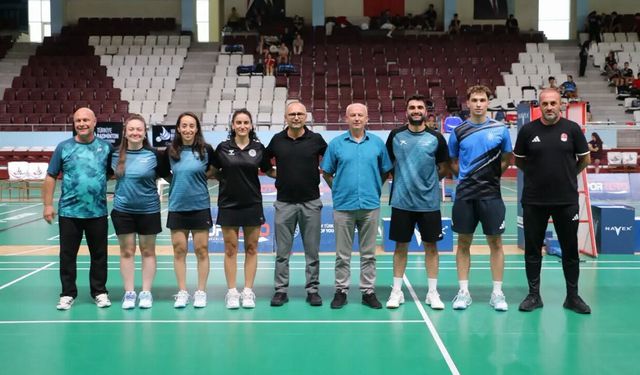 Erzincanlı Milli Sporculara Federasyondan Raket