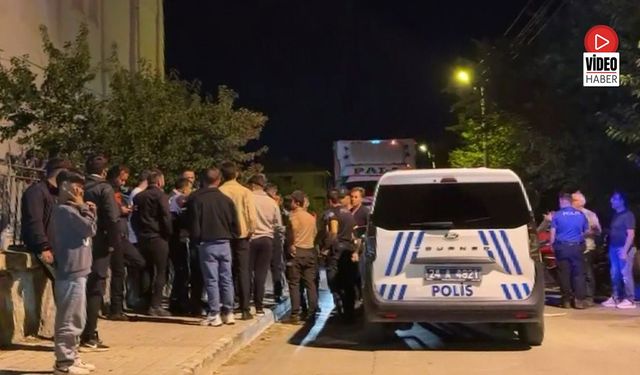 Tırın Kapattığı Yol Tartışma Çıkardı: Taraflar Şikayetçi Oldu