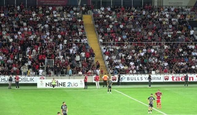 Maç Bilet Fiyatlarına Taraftarlardan Tepki