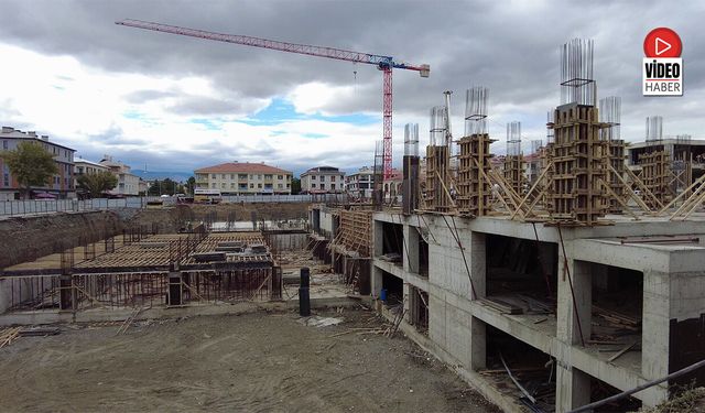 Erzincan Merkez Çarşısında Adeta Bir Şehir Yükseliyor