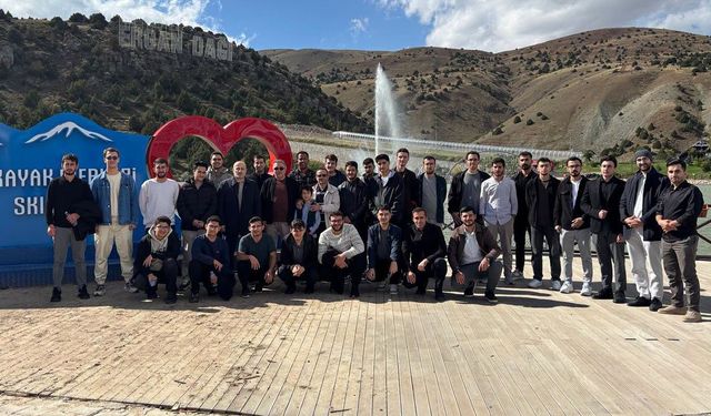 Erzincan’da Gençlere Yönelik Manevi Buluşma