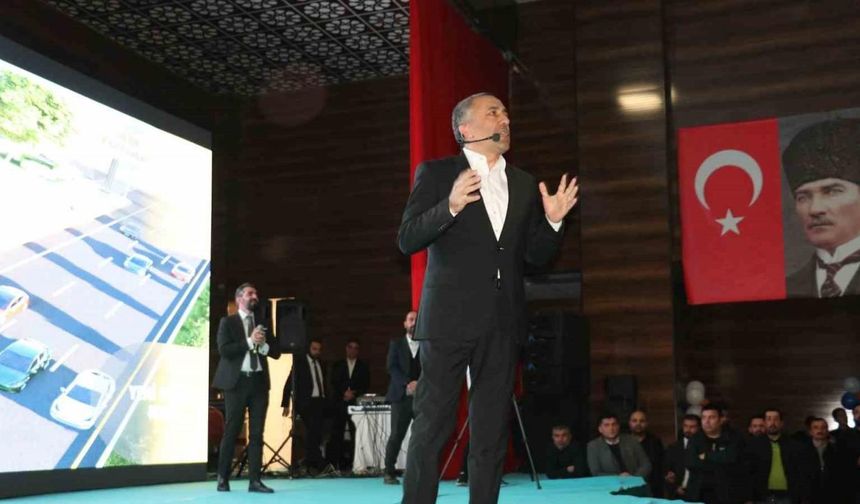 AK Parti Van Büyükşehir Belediye Başkan Adayı Abdulahat Arvas projelerini sıraladı