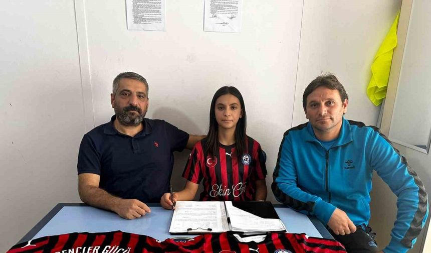 Gençler Gücü Kadın Takımına Erzurum’dan Transfer