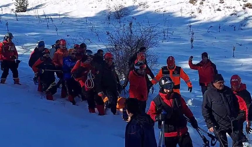 Palandöken’de Çığ Düştü; 1 Kişi Öldü, 3 Kişi Yaralandı