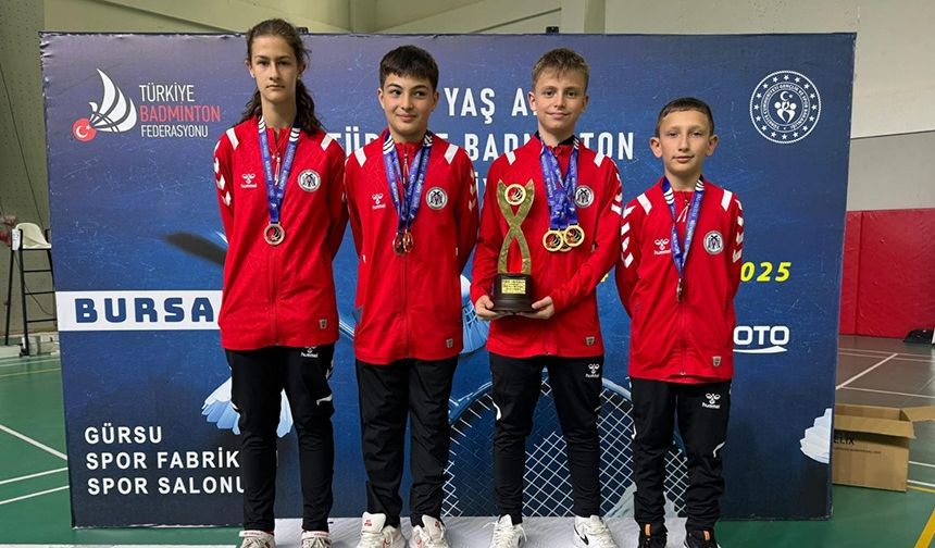 Erzincan İl Özel İdaresi Spor Badminton'da Türkiye Şampiyonu