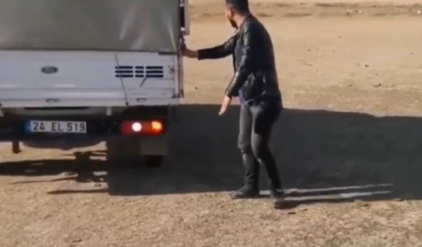 Erzincan’da ehliyet sınavı öncesi komik anlar yaşandı