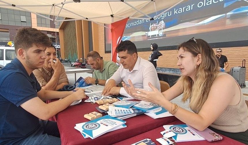 "Üniversite Tercih Danışmanlığı" Etkinliği Düzenlendi