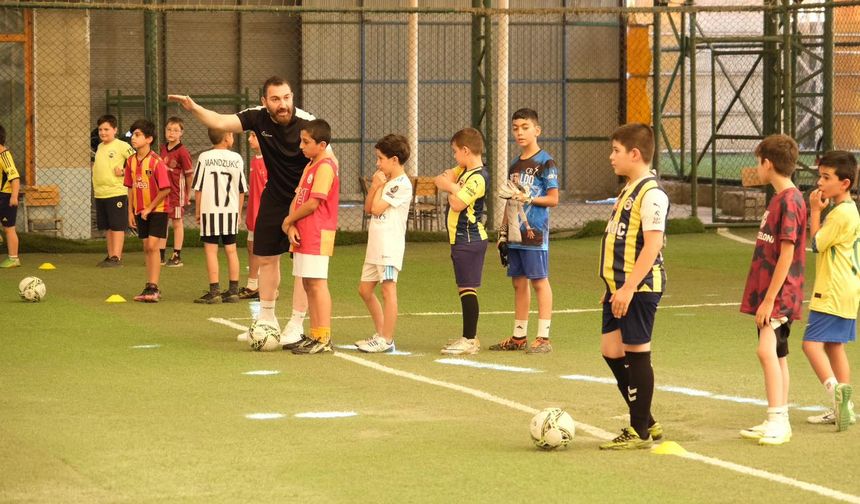 Erzincan Belediyesi Yaz Spor Okulları Devam Ediyor