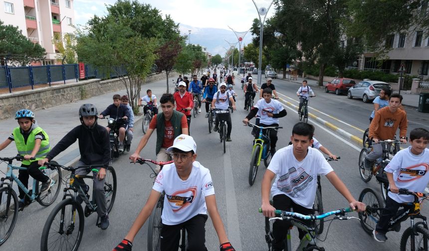 Erzincan'da "Avrupa Spor Haftası" Pedallarla Kutlandı