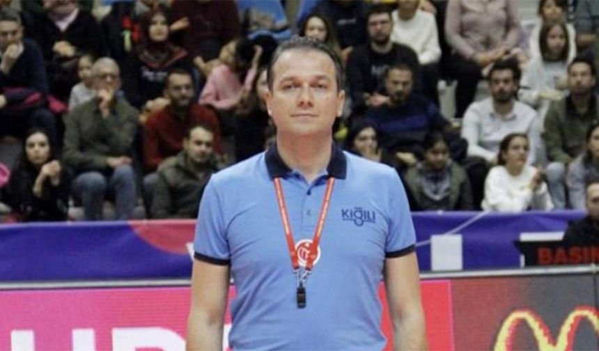 Adem Türkmen “Kupa Voley” Maçında Başhakem Oldu