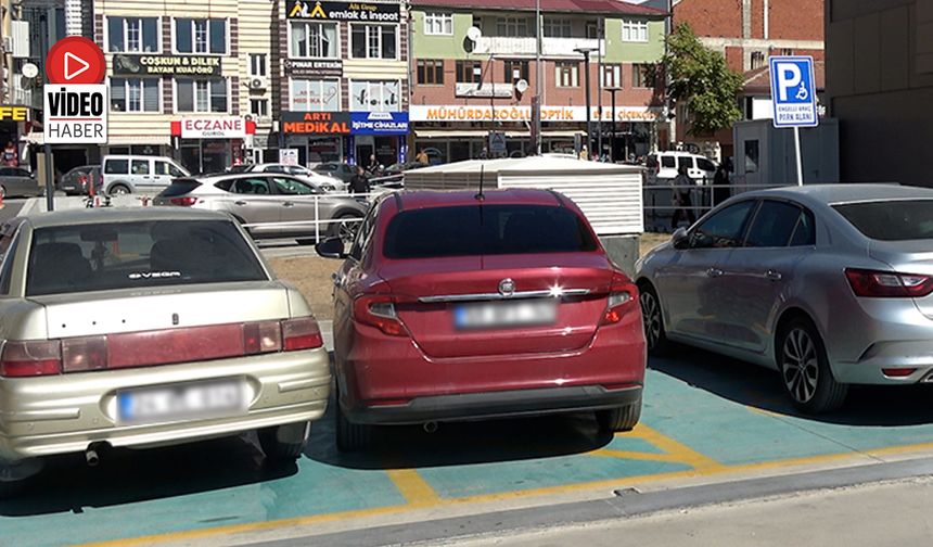 Hastane Otoparkında Engelli Alanları İşgal Ediliyor