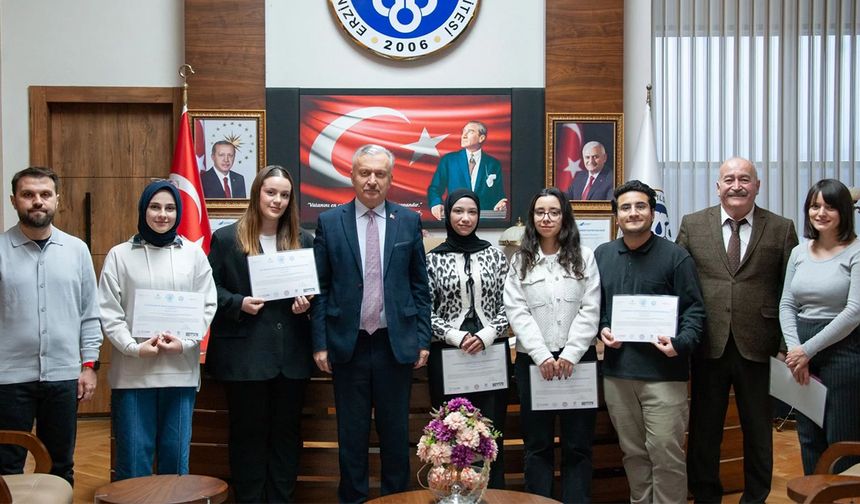 EBYÜ Öğrencileri Uluslararası Araştırma Projesini Başarıyla Tamamladı