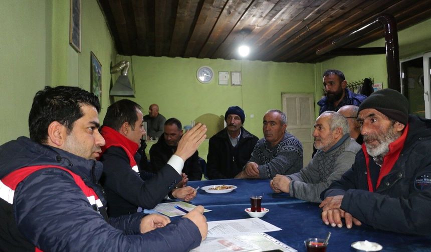 Erzincan'da Tarımda Yeni Dönem: Köylerde Gece Toplantıları Başladı