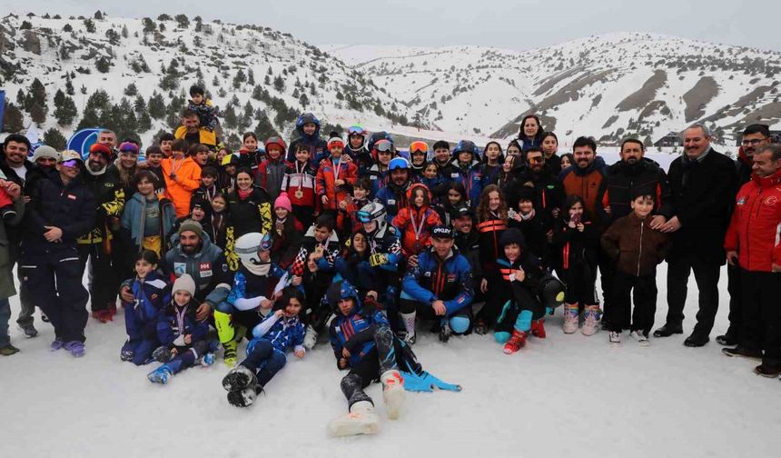 Ergan Dağı'nda Minikler Festivali Ödül Töreni Düzenlendi