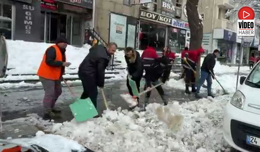 Yoğun Kar Sonrası Erzincan’da Zorlu Sabah