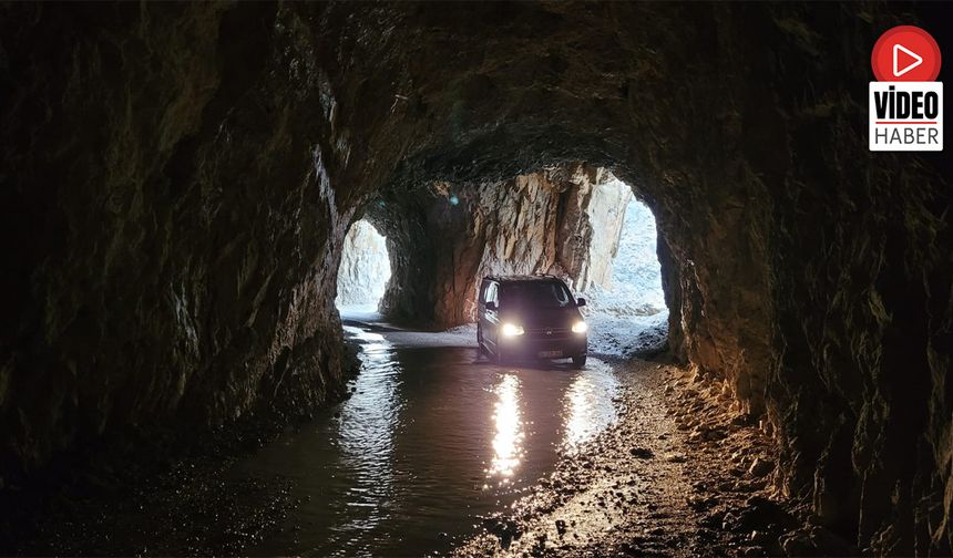 Kemaliye'de Taş Yolu'nda Kar Suları Tünelleri Bastı