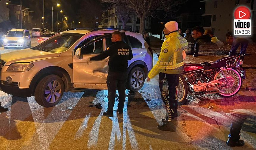 Motosiklet ile Otomobil Çarpıştı, 2 Yaralı