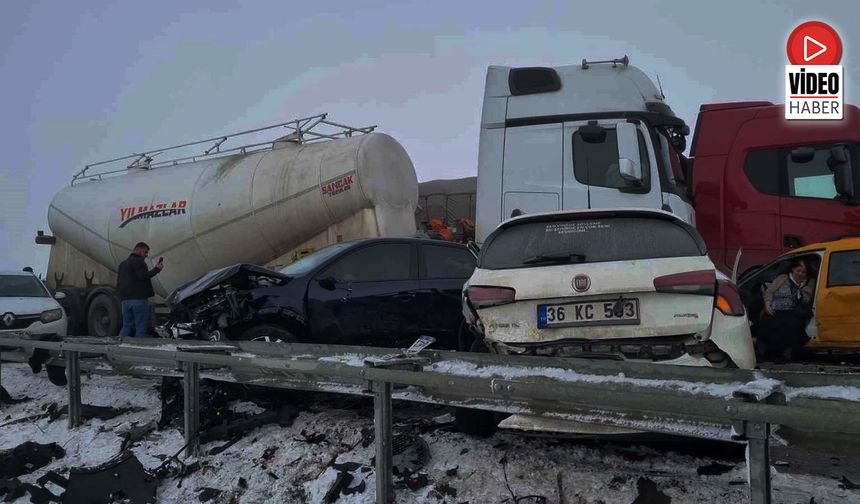 Erzincan- Erzurum Karayolunda Can Pazarı; 8 Ağır Yaralı