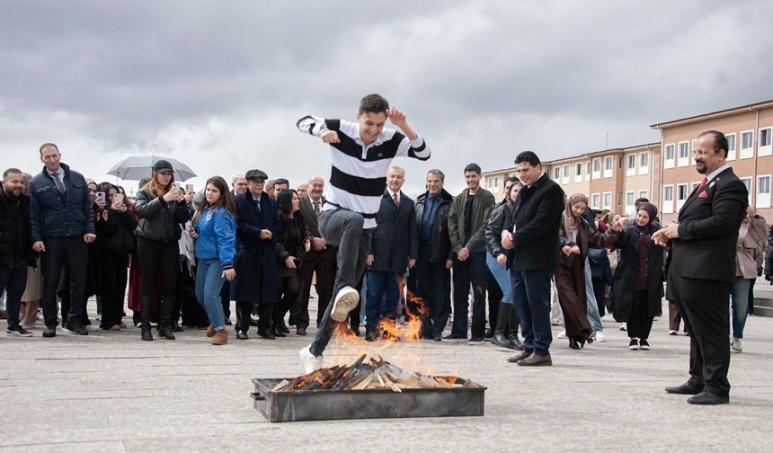 EBYÜ'de Nevruz Bayramı Coşkuyla Kutlandı