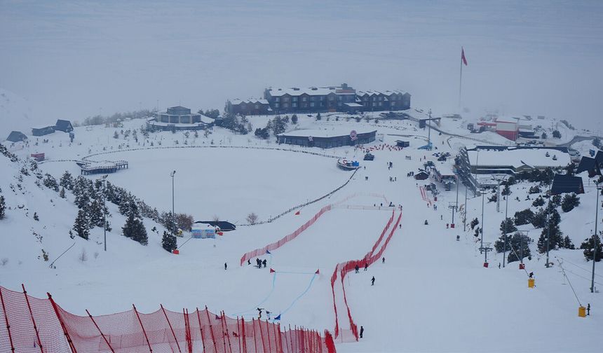 Kar rekoru Ergan ve Palandöken'de: 276 Santimetre