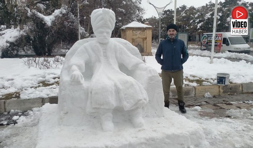Erzincan’da Kardan Padişah İlgi Odağı Oldu