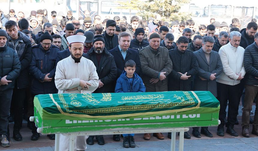 Merhum Öğretmen İçin Terzibaba Camii'nde Cenaze Töreni