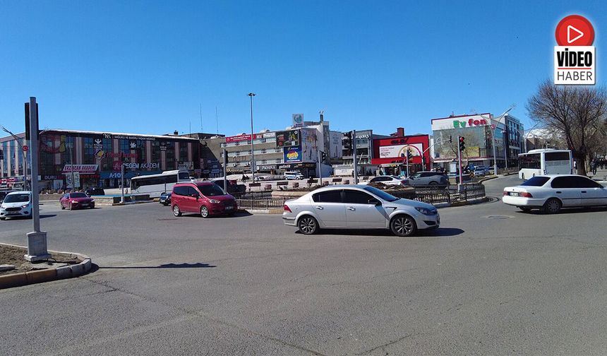 Gündüz Sıcaklığı Artınca Erzincan Trafiği Canlandı