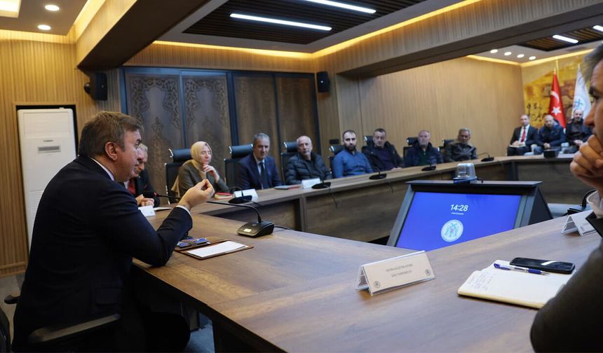 Vali Aydoğdu Marangoz Esnafının Sorunlarını Dinledi