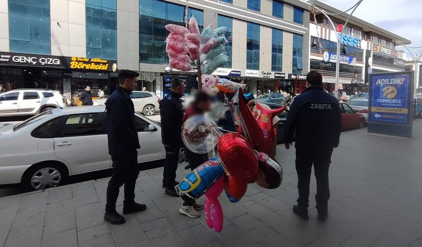 Bayram Öncesi Sokak Satıcılarına Sıkı Takip